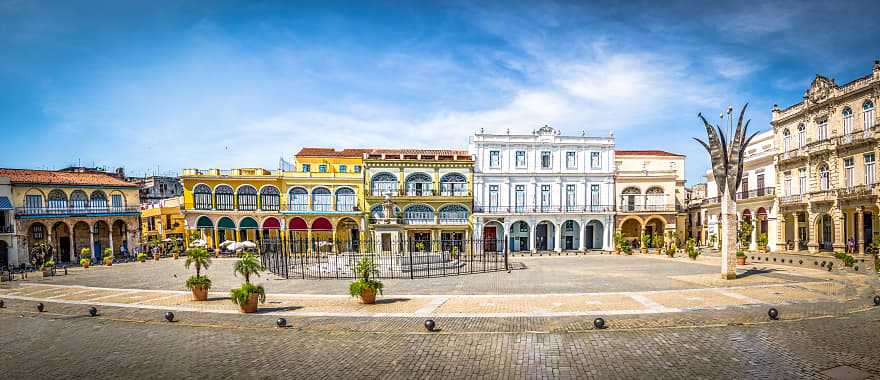 Plaza Vieja in Old Town Havana, Cuba