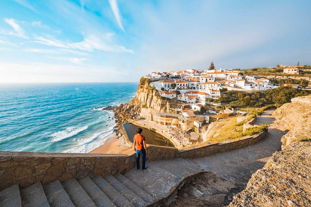 Azenhas do Mar in Lison, Portugal