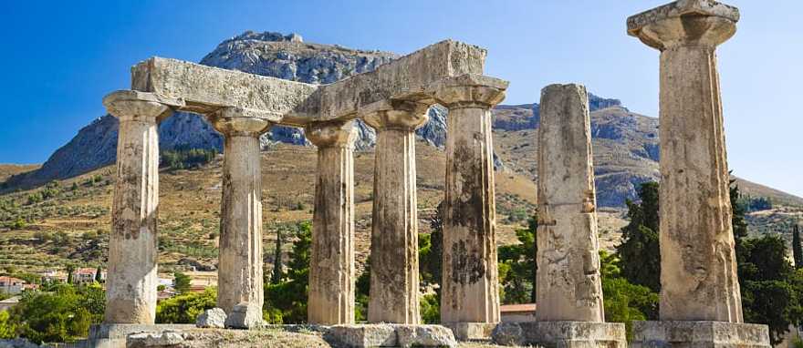 Corinth, Temple of Apollo one of the landmarks of Greece Corinth, Temple of Apollo one of the landmarks of Greece