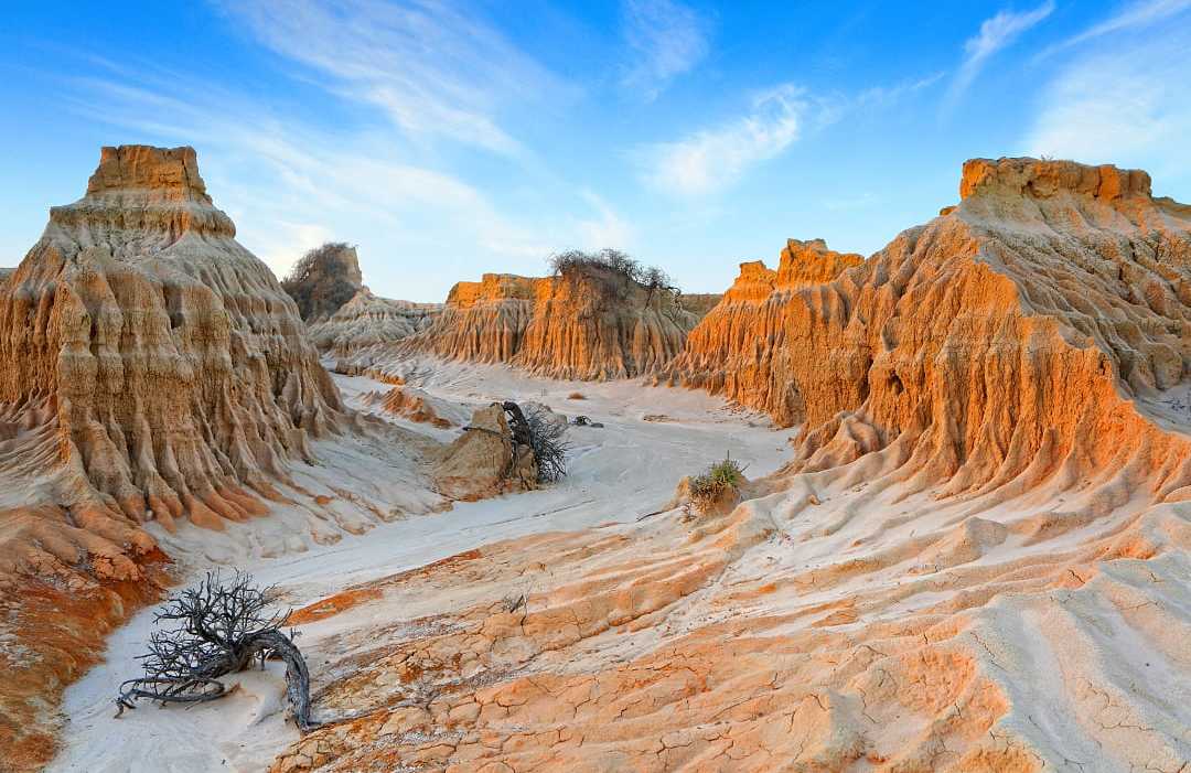 Desert lunettes of Lake Mungo National Park in Australia.
