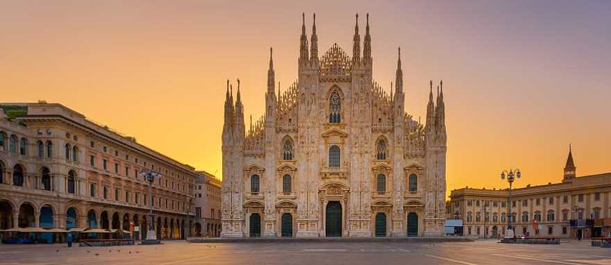Milan Cathedral (Duomo di Milano) is one of the main attractions not only of the city, but of the whole of Italy.