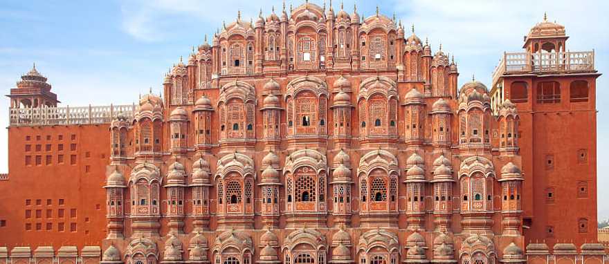 Facade of Hawa Mahal palace in Jaipur, India