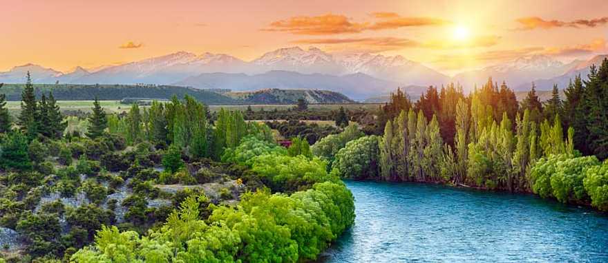 Beautiful sunset over river Clutha, New Zealand