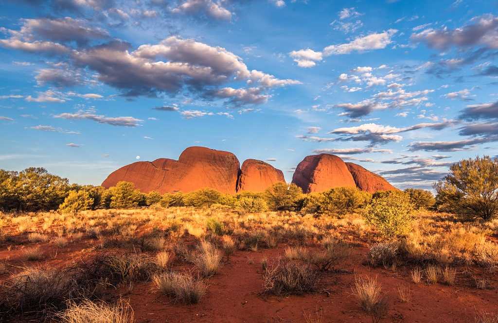 Uluru-Kata Tjuta National Park, Australia Uluru-Kata Tjuta National Park, Australia