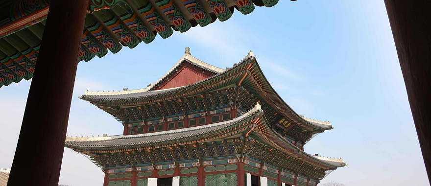 Gyeongbokgung Palace in Seoul, South Korea. Photo courtesy of: Kim Jiho. Korea Tourism Organization. Framing Gyeongbokgung Palace, a historic Joseon Dynasty landmark.