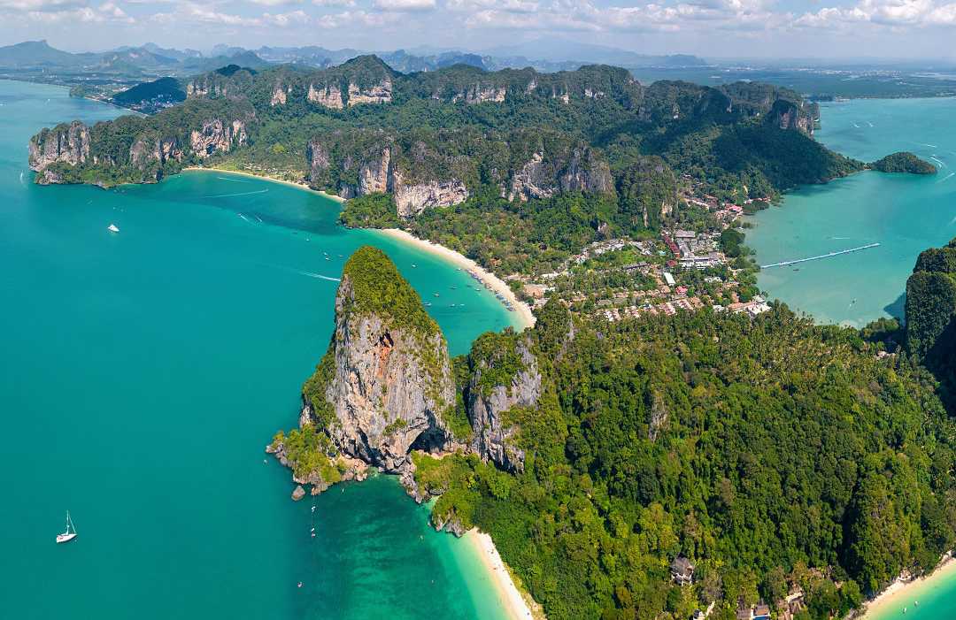 Phra Nang and Railay Beaches in Krabi, Thailand Phra Nang and Railay Beaches in Krabi, Thailand