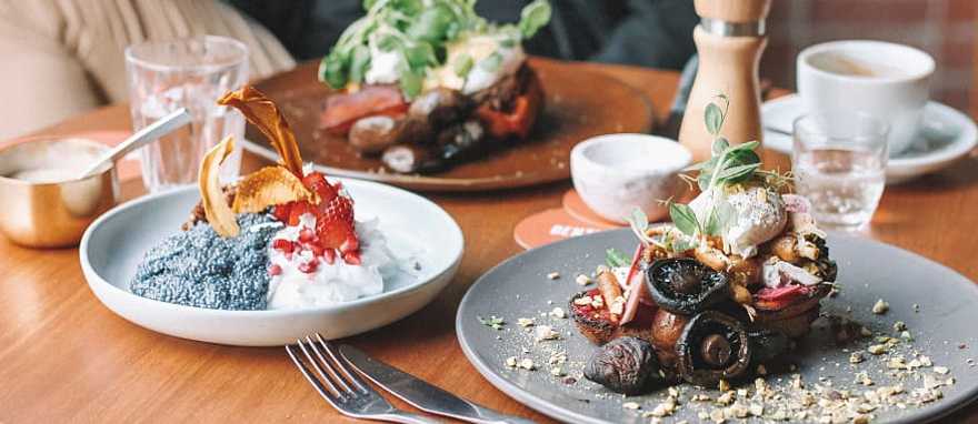 Restaurants in Fitzroy Gardens, Melbourne, Australia