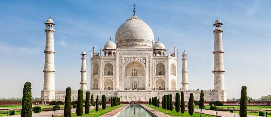 Famous Taj Mahal in Agra, India