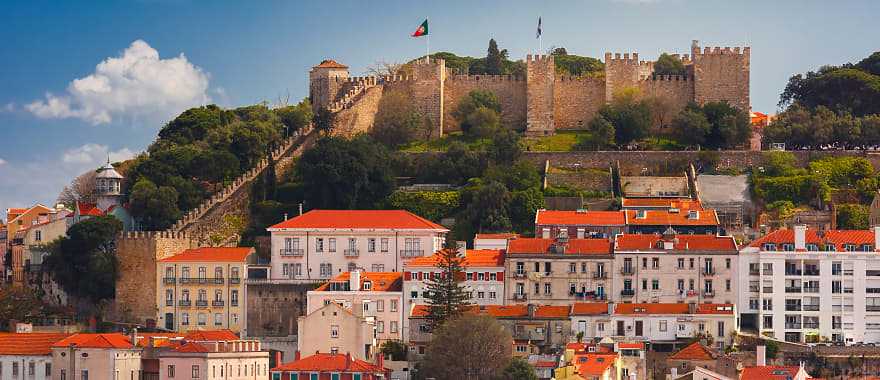 São Jorge Castle on top of the hill in Lisbon, Portugal